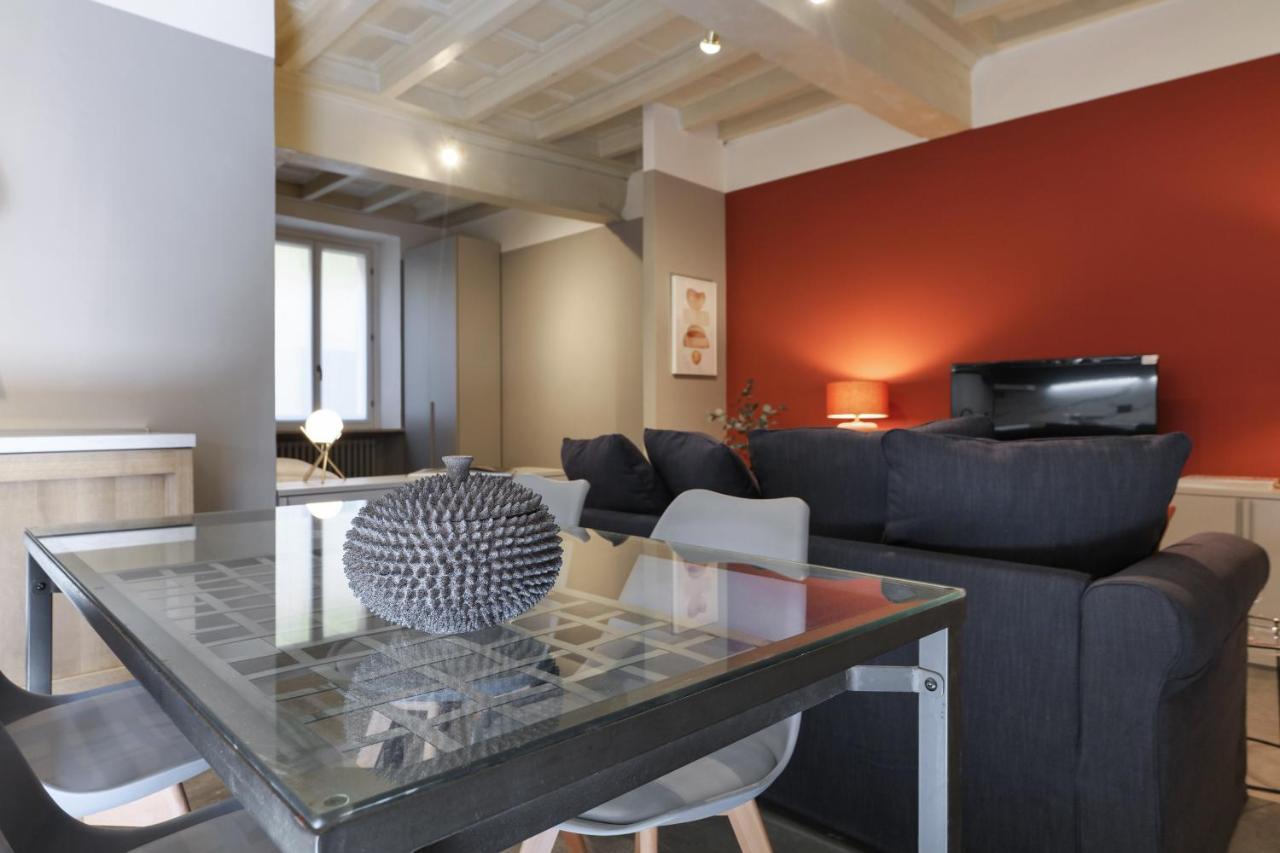 Contempora Apartments - Ampio Monolocale Medici 7 มิลาน ภายนอก รูปภาพ