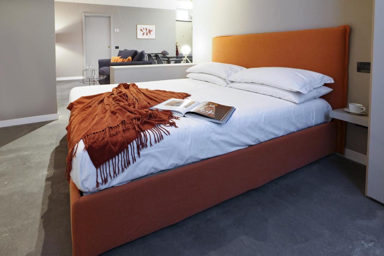 Contempora Apartments - Ampio Monolocale Medici 7 มิลาน ภายนอก รูปภาพ