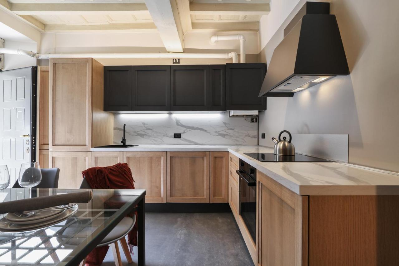 Contempora Apartments - Ampio Monolocale Medici 7 มิลาน ภายนอก รูปภาพ