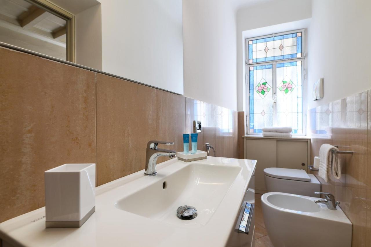 Contempora Apartments - Ampio Monolocale Medici 7 มิลาน ภายนอก รูปภาพ