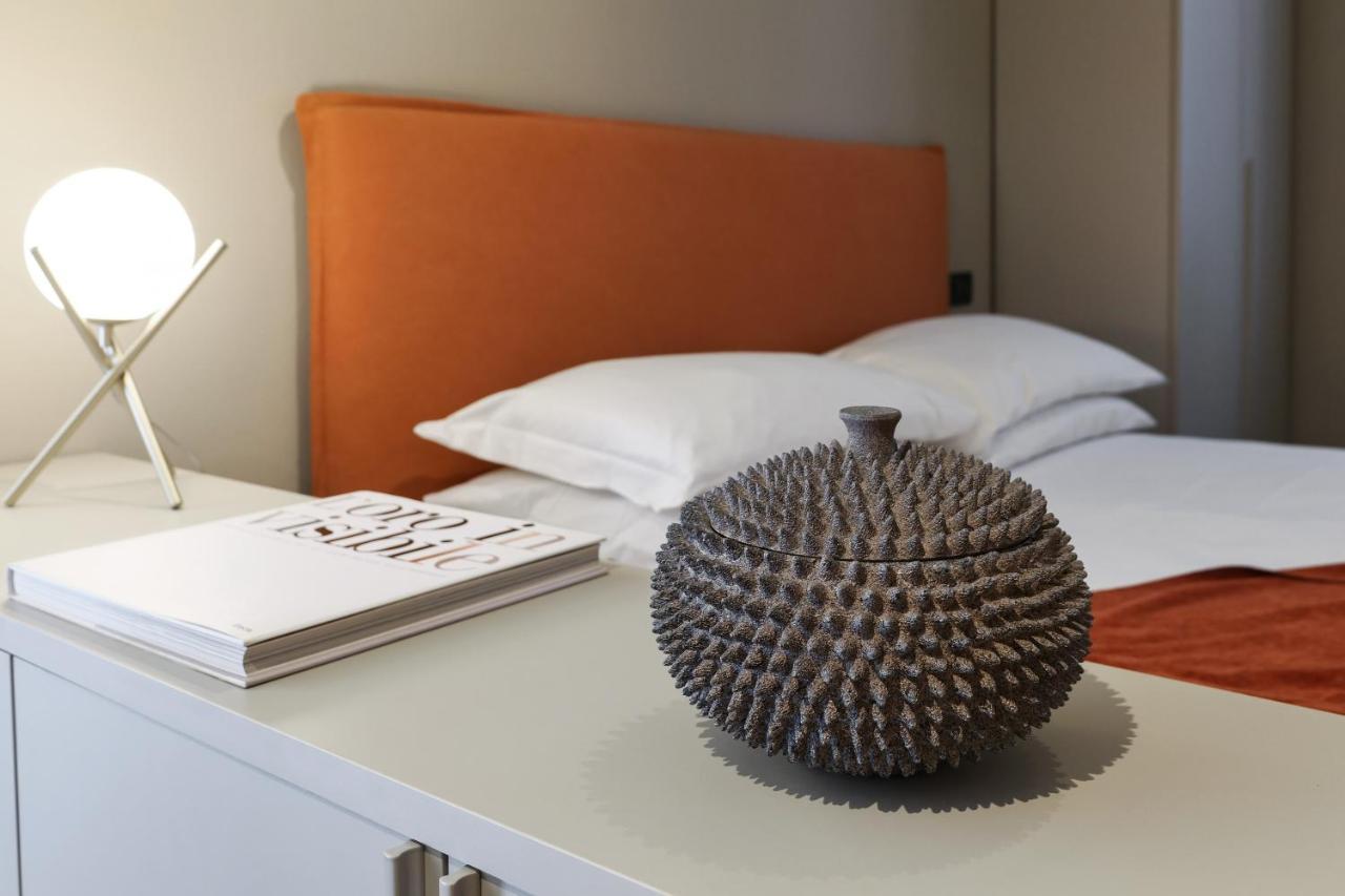 Contempora Apartments - Ampio Monolocale Medici 7 มิลาน ภายนอก รูปภาพ