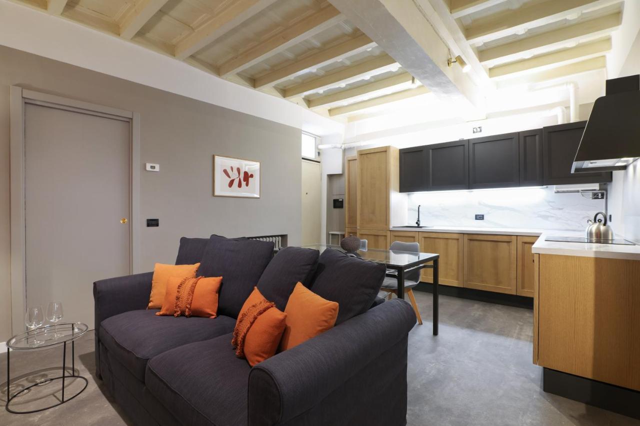Contempora Apartments - Ampio Monolocale Medici 7 มิลาน ภายนอก รูปภาพ